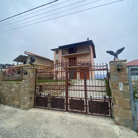 Belvedere House Дом отдыха